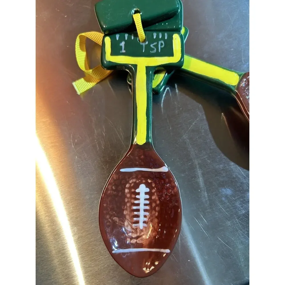 Set Of 4 Measuring Spoons: Green Bay Packers NFL Football theme